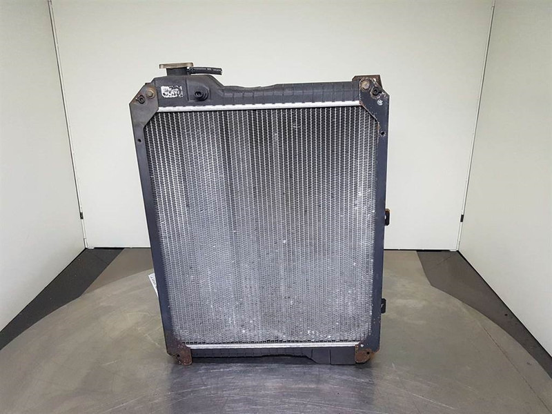 Case 621D-Denso-Cooler/Kühler/Koeler - Motor - Építőipari gépek: 3 kép. Case 621D-Denso-Cooler/Kühler/Koeler - Motor - Építőipari gépek: 3 kép.
