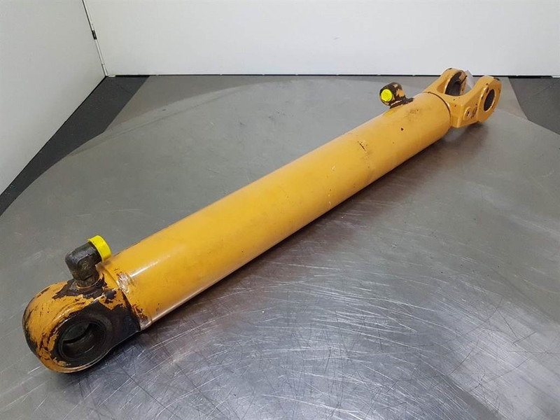 Case 621D - Lifting cylinder/Hubzylinder/Hefcilinder - Hidraulika - Építőipari gépek: 2 kép. Case 621D - Lifting cylinder/Hubzylinder/Hefcilinder - Hidraulika - Építőipari gépek: 2 kép.