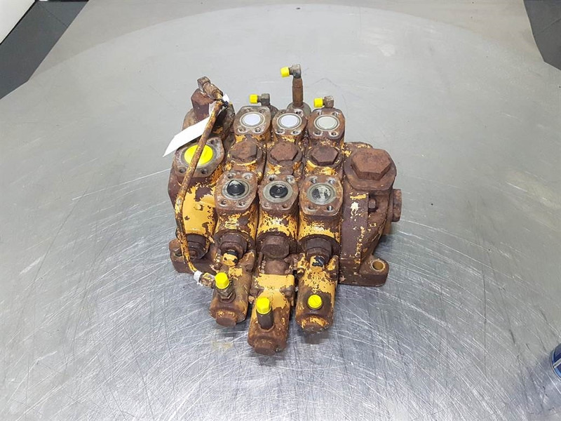 Case 921C-Parker V90 115 E-Valve/Ventile/Ventiel - Hidraulika - Építőipari gépek: 3 kép. Case 921C-Parker V90 115 E-Valve/Ventile/Ventiel - Hidraulika - Építőipari gépek: 3 kép.