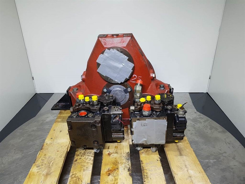 Cat / Ecolog - Transmission/Getriebe/Transmissiebak - Sebességváltó és alkatrészek - Építőipari gépek: 3 kép. Cat / Ecolog - Transmission/Getriebe/Transmissiebak - Sebességváltó és alkatrészek - Építőipari gépek: 3 kép.