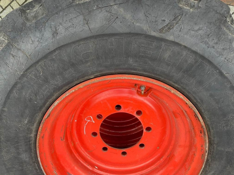 Claas CL956-Michelin 17.5R25-Tire/Reifen/Band - Gumiabroncsok és felnik - Építőipari gépek: 5 kép. Claas CL956-Michelin 17.5R25-Tire/Reifen/Band - Gumiabroncsok és felnik - Építőipari gépek: 5 kép.