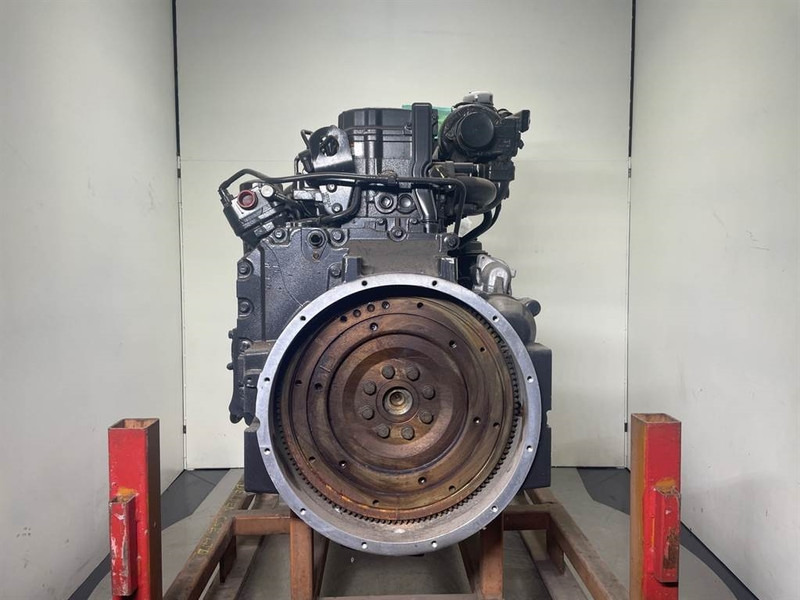 Cummins QSB6.7 - Engine/Motor - Motor - Építőipari gépek: 5 kép. Cummins QSB6.7 - Engine/Motor - Motor - Építőipari gépek: 5 kép.