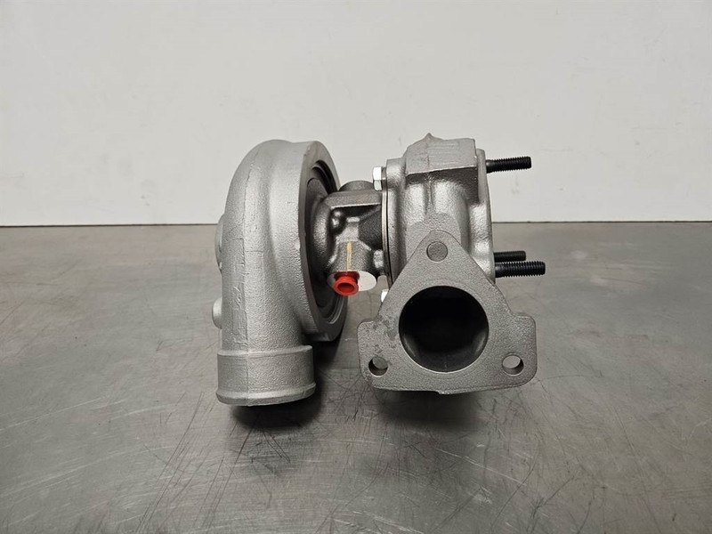 Deutz BF4L1011 - Turbocharger/Turbolader/Turbo - Motor - Építőipari gépek: 2 kép. Deutz BF4L1011 - Turbocharger/Turbolader/Turbo - Motor - Építőipari gépek: 2 kép.