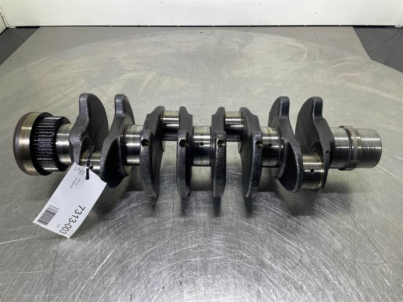 Deutz BF4M1013E-04201319-Crankshaft/Kurbelwelle/Krukas - Motor - Építőipari gépek: 1 kép. Deutz BF4M1013E-04201319-Crankshaft/Kurbelwelle/Krukas - Motor - Építőipari gépek: 1 kép.