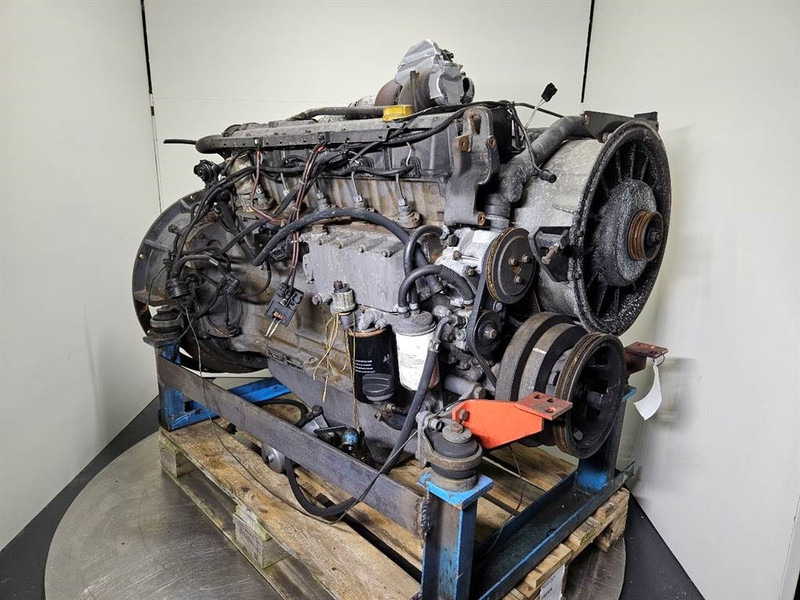 Deutz BF6M1013CP - Engine/Motor - Motor - Építőipari gépek: 3 kép. Deutz BF6M1013CP - Engine/Motor - Motor - Építőipari gépek: 3 kép.