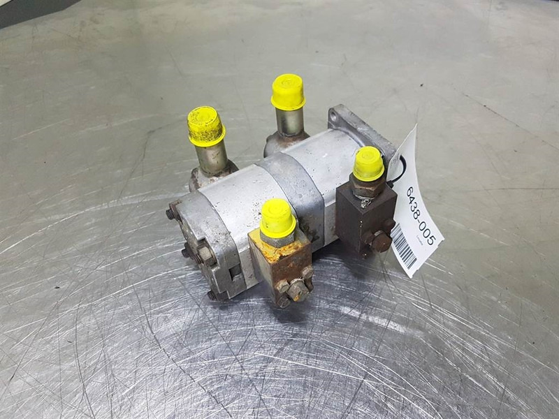 Diesel Kiki - Bosch - 307012-1020 - Gearpump/Zahnr - Hidraulika - Építőipari gépek: 3 kép. Diesel Kiki - Bosch - 307012-1020 - Gearpump/Zahnr - Hidraulika - Építőipari gépek: 3 kép.