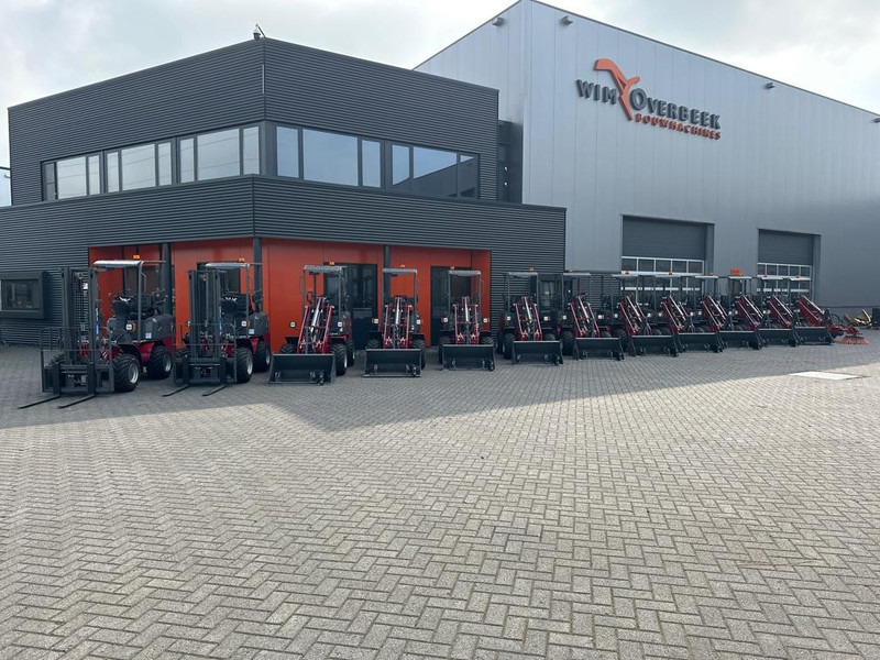 E700 ELECTRIC - Gumikerekes homlokrakodó: 3 kép. E700 ELECTRIC - Gumikerekes homlokrakodó: 3 kép.