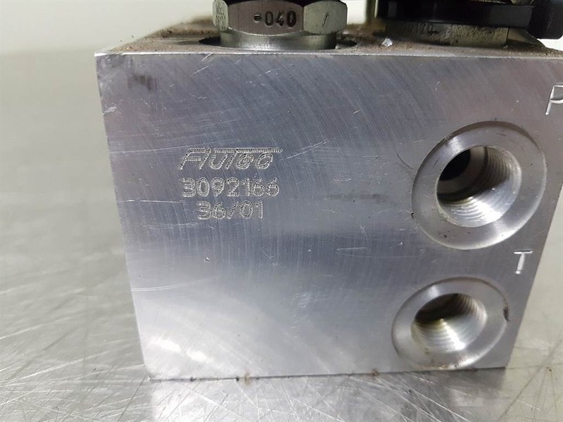 Flutec 3092166-Hydac-Valve/Ventile/Ventiel - Hidraulika - Építőipari gépek: 4 kép. Flutec 3092166-Hydac-Valve/Ventile/Ventiel - Hidraulika - Építőipari gépek: 4 kép.