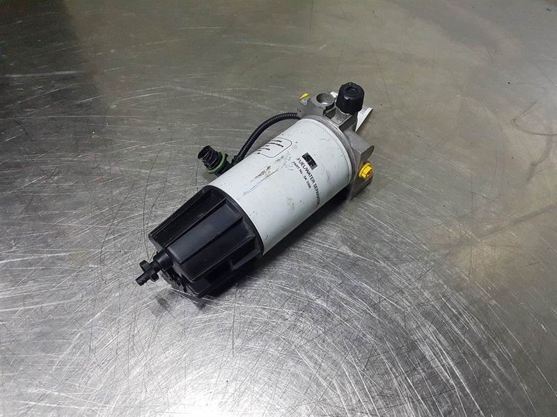 Fuchs MHL320-5552659731-Fuel Pre-Filter/Separator - Motor és alkatrészek - Építőipari gépek: 1 kép. Fuchs MHL320-5552659731-Fuel Pre-Filter/Separator - Motor és alkatrészek - Építőipari gépek: 1 kép.