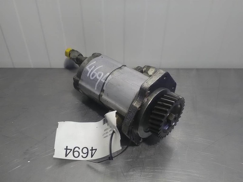 HALDEX 10398 - Gearpump/Zahnradpumpe/Tandwielpomp - Hidraulika: 1 kép. HALDEX 10398 - Gearpump/Zahnradpumpe/Tandwielpomp - Hidraulika: 1 kép.