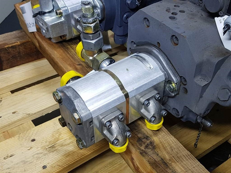 HALDEX WP09A2-1803306 - Vögele - 2149254 - Gearpump - Hidraulika: 2 kép. HALDEX WP09A2-1803306 - Vögele - 2149254 - Gearpump - Hidraulika: 2 kép.