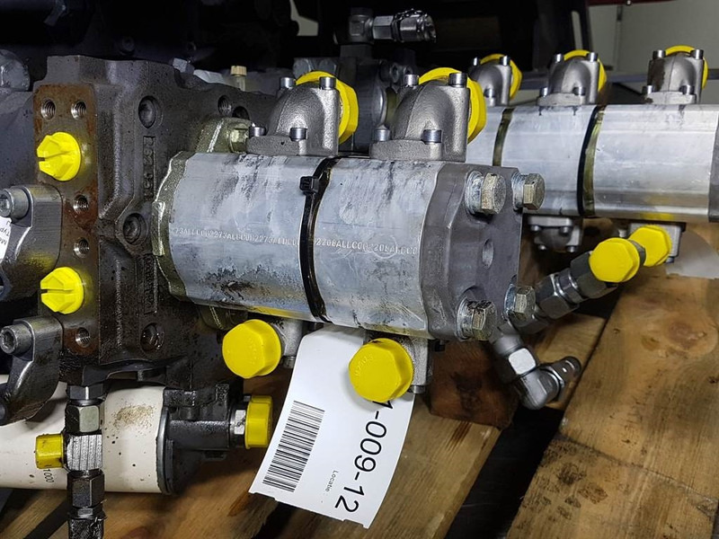 HALDEX WP09D2-1803282 - Vögele -2136803 - Gearpump - Hidraulika: 2 kép. HALDEX WP09D2-1803282 - Vögele -2136803 - Gearpump - Hidraulika: 2 kép.