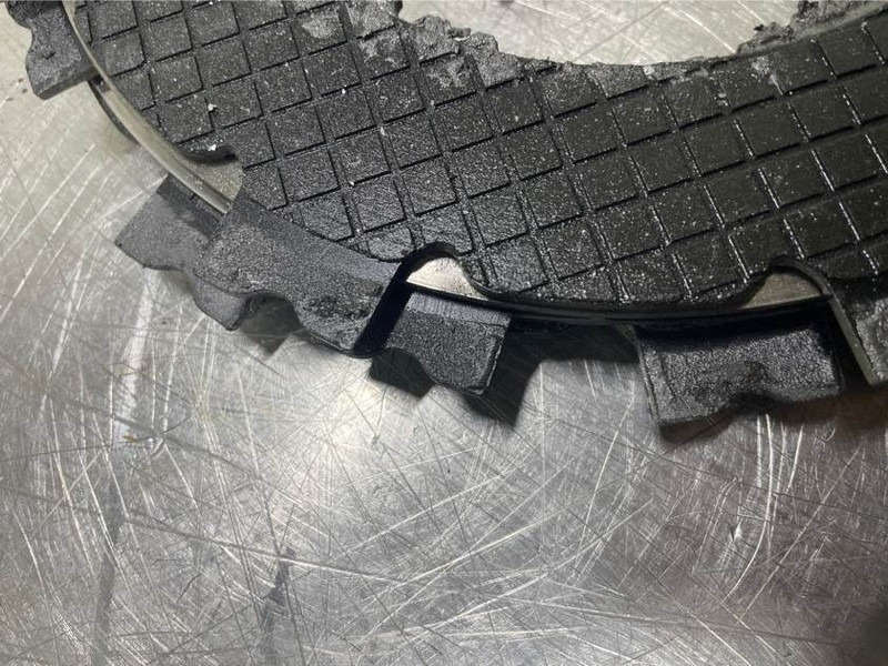 Liebherr A924C-ZF MT-E3070-Brake friction disc/Bremsscheibe - Fék alkatrészek - Építőipari gépek: 2 kép. Liebherr A924C-ZF MT-E3070-Brake friction disc/Bremsscheibe - Fék alkatrészek - Építőipari gépek: 2 kép.