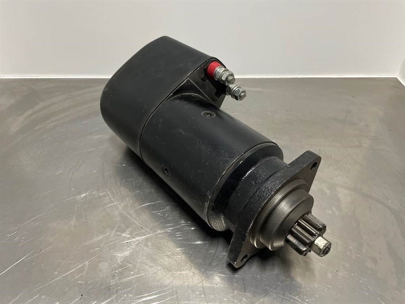 Liebherr D904TB-24V 11T 5,4KW-Starter/Anlasser/Startmotor - Motor - Építőipari gépek: 1 kép. Liebherr D904TB-24V 11T 5,4KW-Starter/Anlasser/Startmotor - Motor - Építőipari gépek: 1 kép.