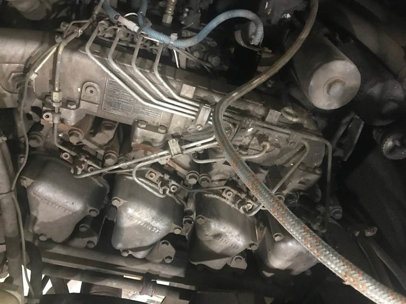 Liebherr L 544 (For parts) - Gumikerekes homlokrakodó: 5 kép. Liebherr L 544 (For parts) - Gumikerekes homlokrakodó: 5 kép.