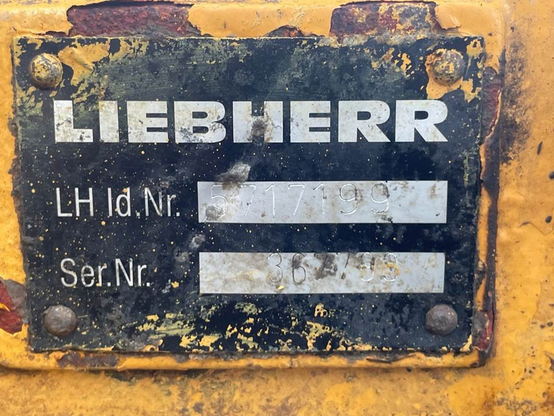 Liebherr L514 Speeder-5717199-Axle/Achse/As - Tengely és alkatrészek - Építőipari gépek: 5 kép. Liebherr L514 Speeder-5717199-Axle/Achse/As - Tengely és alkatrészek - Építőipari gépek: 5 kép.