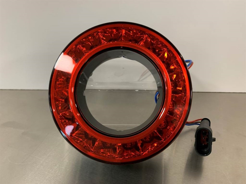 Liebherr LH - 10665279 - Light/Leuchte/Verlichting - Lámpá/ Világítás - Építőipari gépek: 1 kép. Liebherr LH - 10665279 - Light/Leuchte/Verlichting - Lámpá/ Világítás - Építőipari gépek: 1 kép.