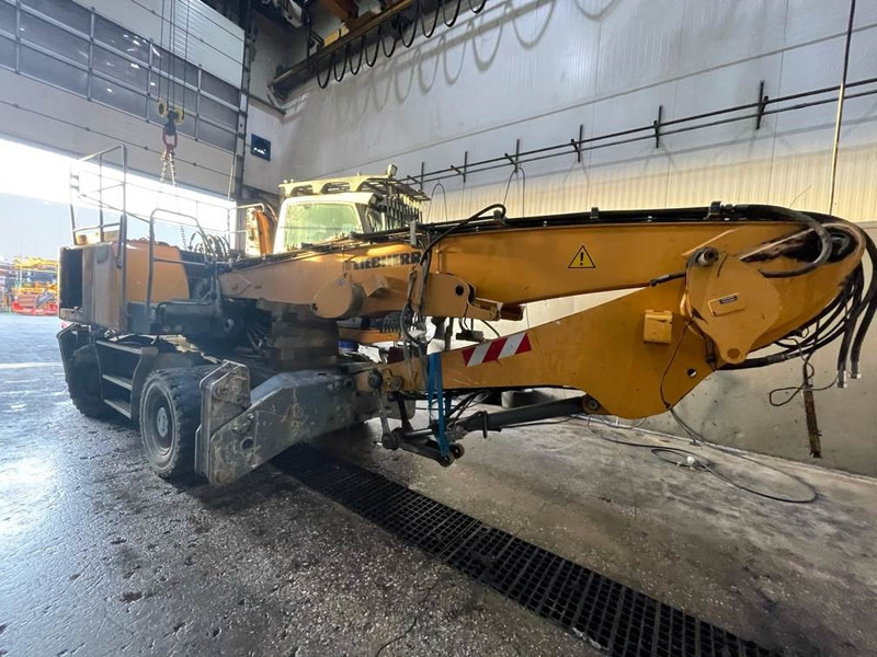 Liebherr LH 22 M - (For parts) - Gumikerekes kotró: 1 kép. Liebherr LH 22 M - (For parts) - Gumikerekes kotró: 1 kép.