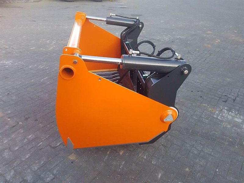 MAMMUT SC195M - Silage cutter/Silageschneider/Kuilhapper - Silózó berendezések: 3 kép. MAMMUT SC195M - Silage cutter/Silageschneider/Kuilhapper - Silózó berendezések: 3 kép.