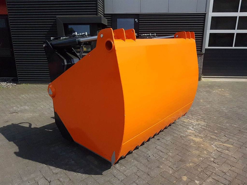 MAMMUT SC195XL - Silage cutter/Silageschneider/Kuilhapper - Silózó berendezések: 1 kép. MAMMUT SC195XL - Silage cutter/Silageschneider/Kuilhapper - Silózó berendezések: 1 kép.