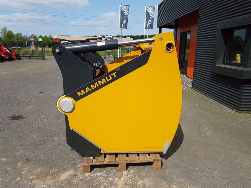 MAMMUT SC220XL - Silage cutter/Silageschneider/Kuilhapper - Silózó berendezések: 5 kép. MAMMUT SC220XL - Silage cutter/Silageschneider/Kuilhapper - Silózó berendezések: 5 kép.