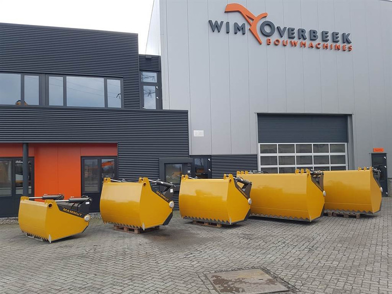 MAMMUT - Silage blockcutter/Silageschneider/Kuilhapper - Silózó berendezések: 1 kép. MAMMUT - Silage blockcutter/Silageschneider/Kuilhapper - Silózó berendezések: 1 kép.