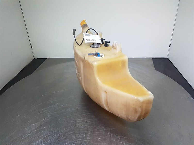 Manitou 160ATJ - Fuel tank/Kraftstofftank/Brandstoftank - Keret/ Alváz - Építőipari gépek: 3 kép. Manitou 160ATJ - Fuel tank/Kraftstofftank/Brandstoftank - Keret/ Alváz - Építőipari gépek: 3 kép.