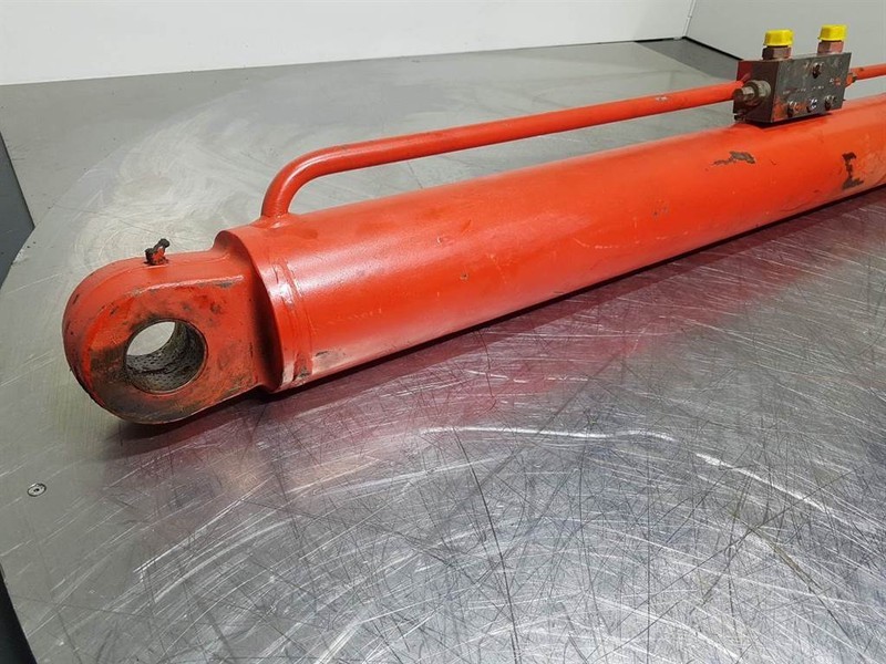 Manitou MT1233ST-208924-Lifting cylinder/Zylinder/Cilinder - Hidraulika: 3 kép. Manitou MT1233ST-208924-Lifting cylinder/Zylinder/Cilinder - Hidraulika: 3 kép.