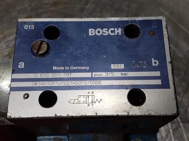 Manitou MT1233ST-Bosch 081WV10P1V1027-Valve/Ventil/Ventiel - Hidraulika: 3 kép. Manitou MT1233ST-Bosch 081WV10P1V1027-Valve/Ventil/Ventiel - Hidraulika: 3 kép.