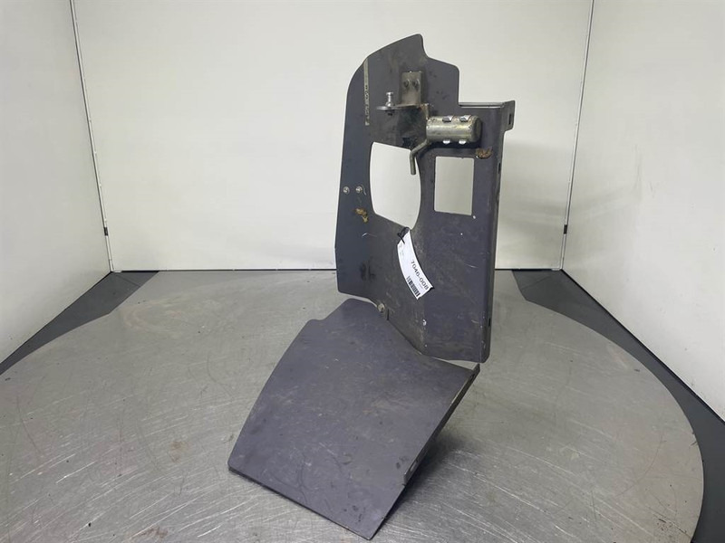 Mecalac 12MTX-3834408 / 3071717-Hood/Haube/Kap - Keret/ Alváz - Építőipari gépek: 2 kép. Mecalac 12MTX-3834408 / 3071717-Hood/Haube/Kap - Keret/ Alváz - Építőipari gépek: 2 kép.