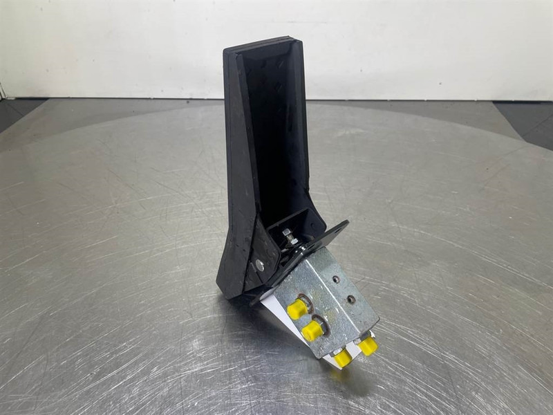Mecalac 12MTX-5270642-Control pedal boom - Hidraulika - Építőipari gépek: 3 kép. Mecalac 12MTX-5270642-Control pedal boom - Hidraulika - Építőipari gépek: 3 kép.
