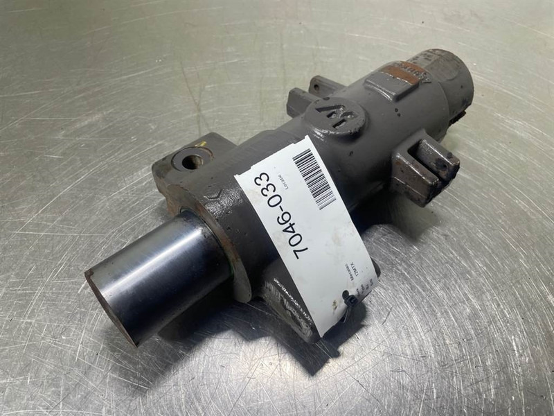 Mecalac 12MTX-5671188-Support cylinder/Stuetzzylinder - Hidraulika - Építőipari gépek: 1 kép. Mecalac 12MTX-5671188-Support cylinder/Stuetzzylinder - Hidraulika - Építőipari gépek: 1 kép.