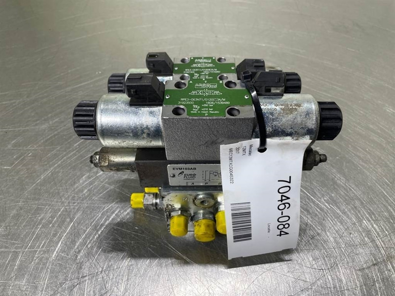 Mecalac 12MTX-6090341-NG6 Valve/Ventile/Ventiel - Hidraulika - Építőipari gépek: 5 kép. Mecalac 12MTX-6090341-NG6 Valve/Ventile/Ventiel - Hidraulika - Építőipari gépek: 5 kép.