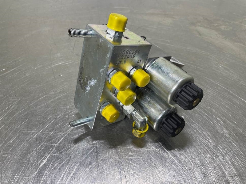 Mecalac 12MTX-6090364-NG6 Valve/Ventile/Ventiel - Hidraulika - Építőipari gépek: 5 kép. Mecalac 12MTX-6090364-NG6 Valve/Ventile/Ventiel - Hidraulika - Építőipari gépek: 5 kép.