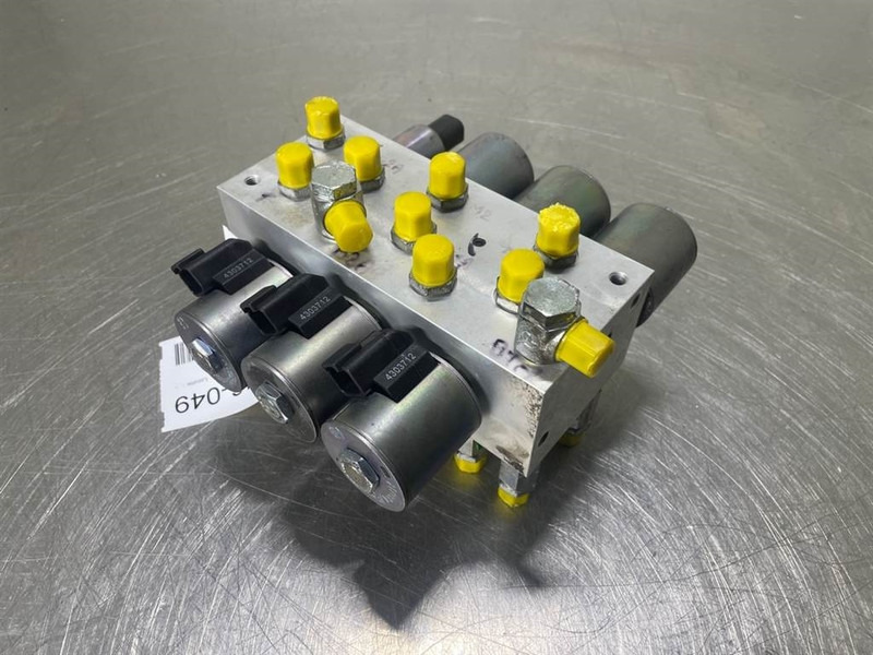 Mecalac 12MTX-6090401-Servo valve/Servoventil/Servoventiel - Hidraulika - Építőipari gépek: 1 kép. Mecalac 12MTX-6090401-Servo valve/Servoventil/Servoventiel - Hidraulika - Építőipari gépek: 1 kép.