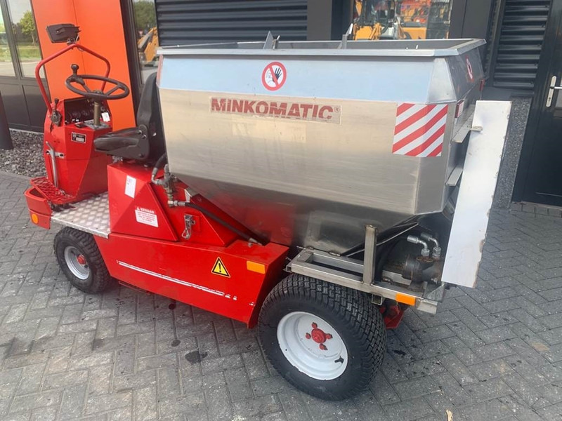 NORCAR MINKOMATIC 670 DLA - Állattartás gépei: 4 kép. NORCAR MINKOMATIC 670 DLA - Állattartás gépei: 4 kép.