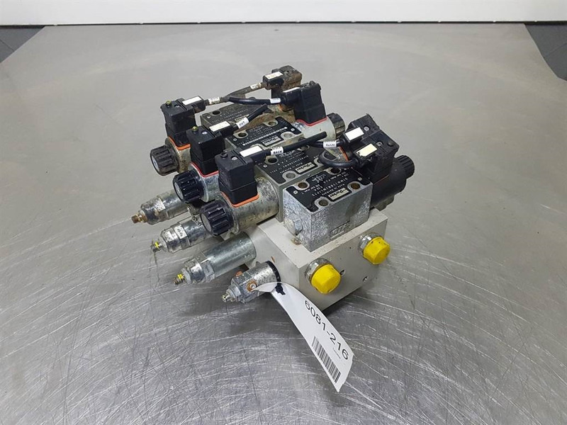 Parker D1FBE01HC0NMW011X944 - NG6 Valve - Hidraulika - Építőipari gépek: 1 kép. Parker D1FBE01HC0NMW011X944 - NG6 Valve - Hidraulika - Építőipari gépek: 1 kép.