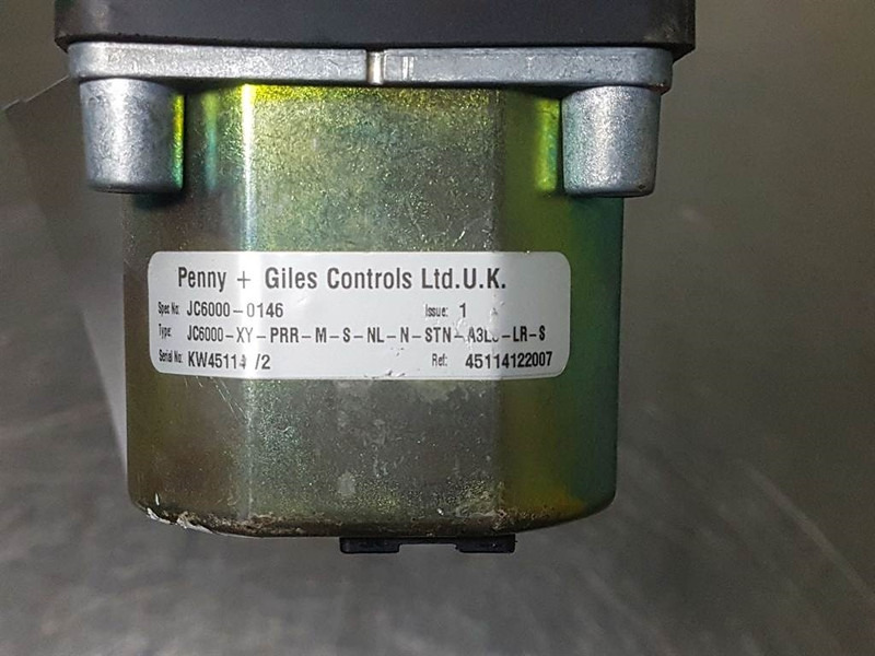 Penny + Giles Controls JC6000-Joystick/Steuergriff - Elektromos rendszer - Építőipari gépek: 5 kép. Penny + Giles Controls JC6000-Joystick/Steuergriff - Elektromos rendszer - Építőipari gépek: 5 kép.
