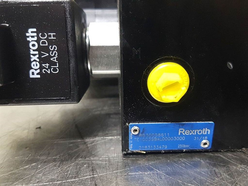 Rexroth MF4369-SA-R987463231-Valve/Ventile/Ventiel lízing Rexroth MF4369-SA-R987463231-Valve/Ventile/Ventiel: 9 kép. Rexroth MF4369-SA-R987463231-Valve/Ventile/Ventiel lízing Rexroth MF4369-SA-R987463231-Valve/Ventile/Ventiel: 9 kép.