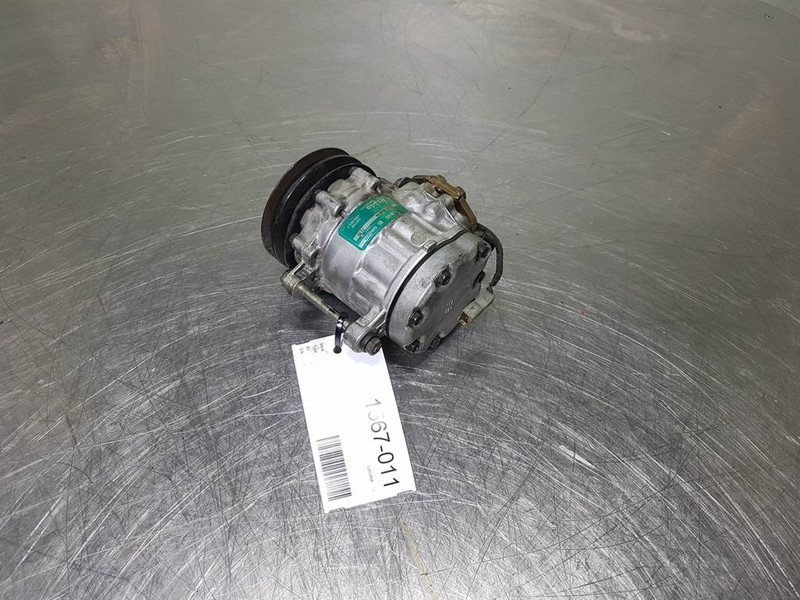 SANDEN SD7B10-7170-Compressor/Kompressor/Aircopomp - Klímakompresszor - Építőipari gépek: 3 kép. SANDEN SD7B10-7170-Compressor/Kompressor/Aircopomp - Klímakompresszor - Építőipari gépek: 3 kép.