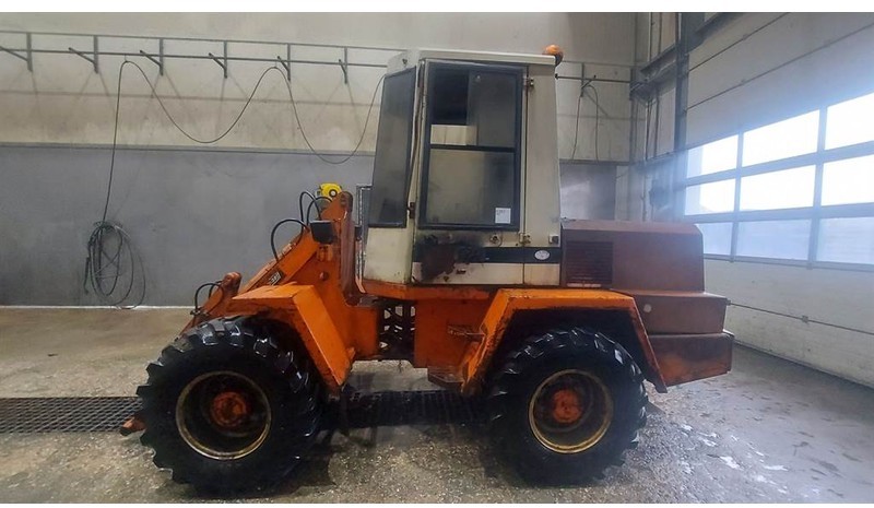 Schaeff SKL 832 (For parts) - Gumikerekes homlokrakodó: 1 kép. Schaeff SKL 832 (For parts) - Gumikerekes homlokrakodó: 1 kép.