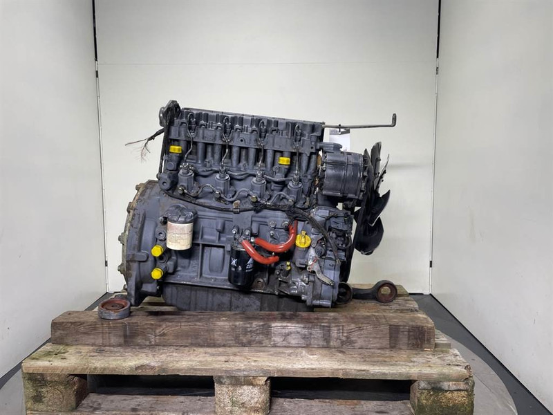 Schaeff SKL834-Deutz F4M2011-Engine/Motor - Motor - Építőipari gépek: 1 kép. Schaeff SKL834-Deutz F4M2011-Engine/Motor - Motor - Építőipari gépek: 1 kép.