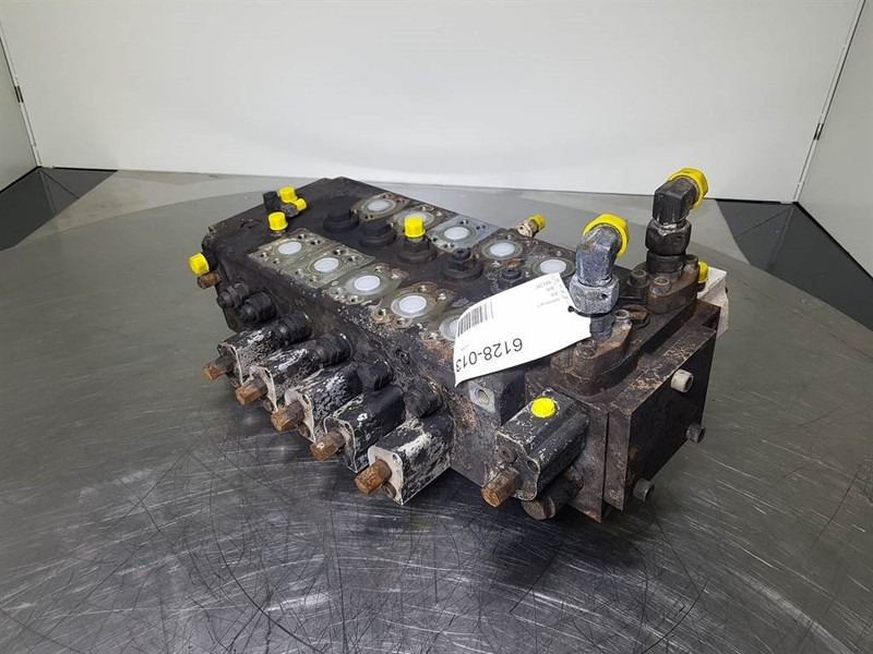 Sennebogen 818E-712031 / R901355589-178824-Valve/Ventile - Hidraulika - Építőipari gépek: 3 kép. Sennebogen 818E-712031 / R901355589-178824-Valve/Ventile - Hidraulika - Építőipari gépek: 3 kép.