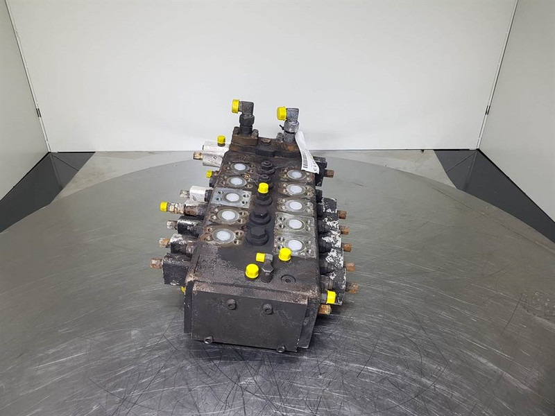 Sennebogen 818E-712031 / R901355589-178824-Valve/Ventile - Hidraulika - Építőipari gépek: 4 kép. Sennebogen 818E-712031 / R901355589-178824-Valve/Ventile - Hidraulika - Építőipari gépek: 4 kép.