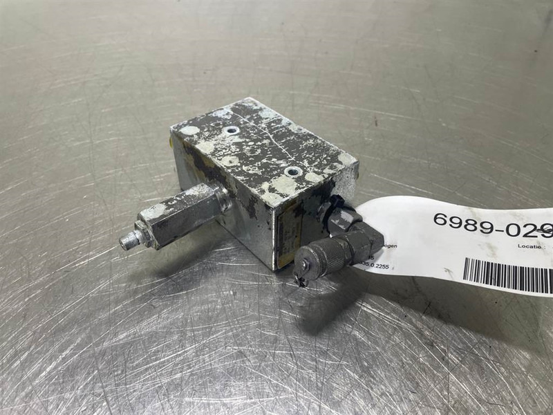 Sennebogen 835E-157404-Valve/Ventile/Ventiel - Hidraulika - Építőipari gépek: 3 kép. Sennebogen 835E-157404-Valve/Ventile/Ventiel - Hidraulika - Építőipari gépek: 3 kép.