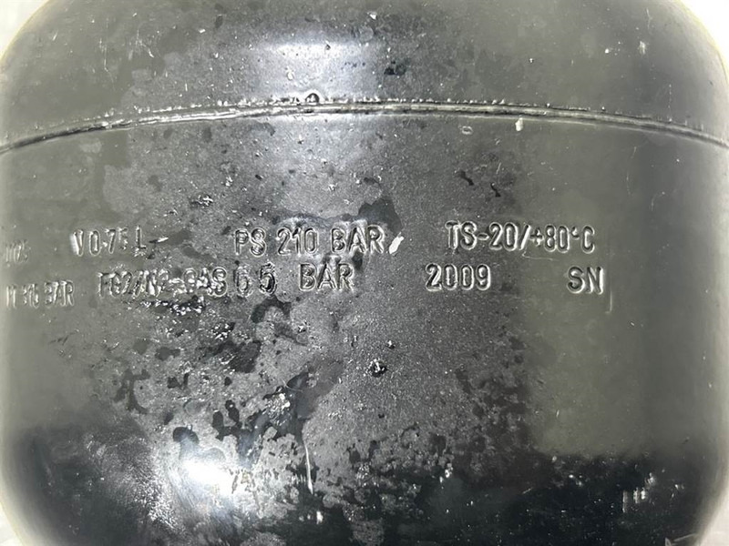 Terex TW150-5615978-Accumulator/Hydrospeicher - Hidraulika - Építőipari gépek: 4 kép. Terex TW150-5615978-Accumulator/Hydrospeicher - Hidraulika - Építőipari gépek: 4 kép.