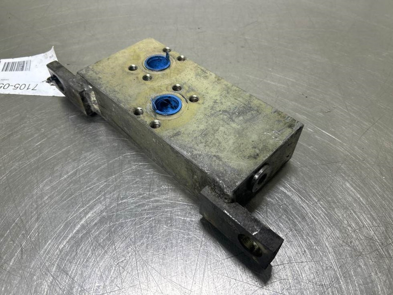 Terex TW150-6058150-Distributor/Verteiler - Hidraulika - Építőipari gépek: 3 kép. Terex TW150-6058150-Distributor/Verteiler - Hidraulika - Építőipari gépek: 3 kép.
