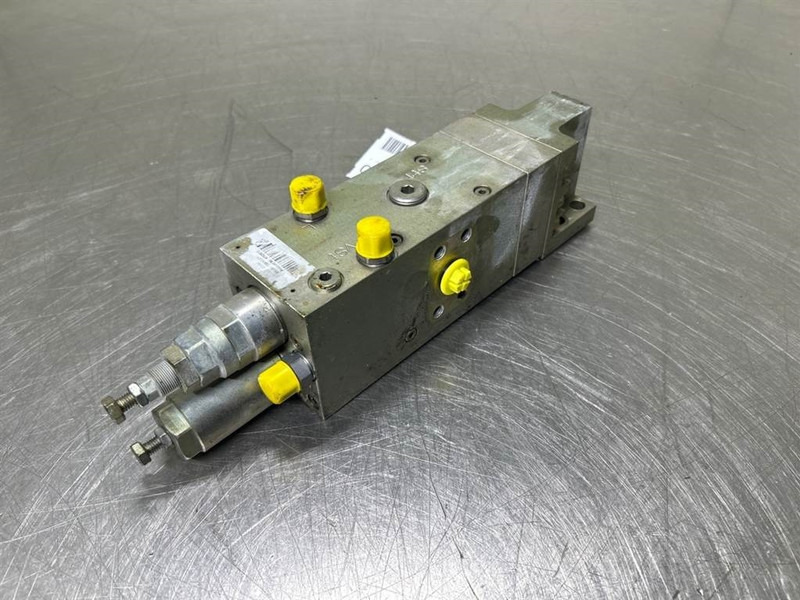 Terex TW150-6092613-Counterbalance valve/Senkbremsventil - Hidraulika - Építőipari gépek: 1 kép. Terex TW150-6092613-Counterbalance valve/Senkbremsventil - Hidraulika - Építőipari gépek: 1 kép.
