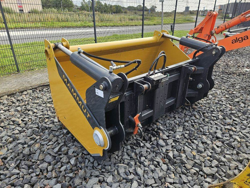 Terex/Yanmar TL/V-Mammut SB195M-Silage cutter/Sila - Silózó berendezések: 1 kép. Terex/Yanmar TL/V-Mammut SB195M-Silage cutter/Sila - Silózó berendezések: 1 kép.