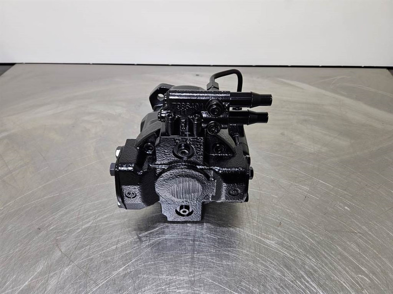 Volvo EC45-11804378-Rexroth A10VO45-Load sensing pump - Hidraulika - Építőipari gépek: 4 kép. Volvo EC45-11804378-Rexroth A10VO45-Load sensing pump - Hidraulika - Építőipari gépek: 4 kép.